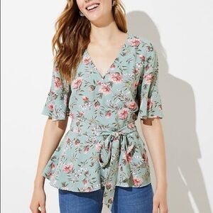 LOFT Wrap‎ Top Floral Petite Medium Tie Short Sleeve Flutter Rayon Spring Blouse